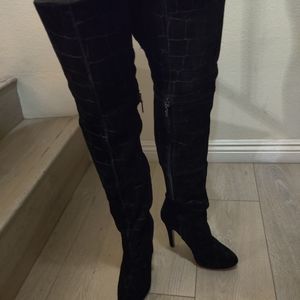 Report Signature Fairfax Boots